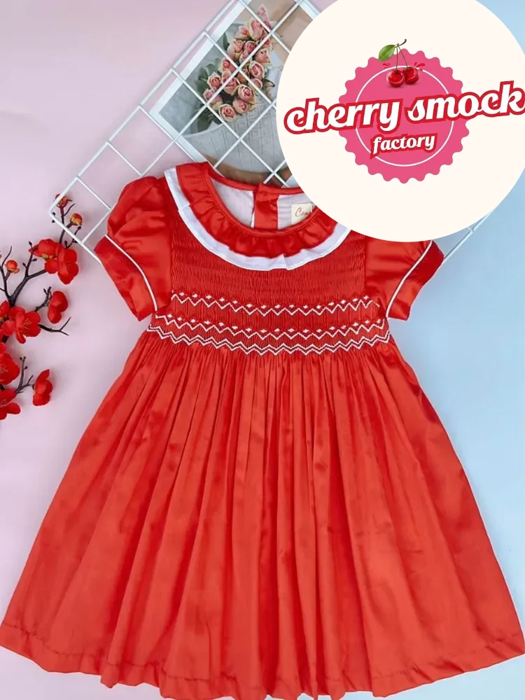 Red geometric smocked dress for girls - Image 2