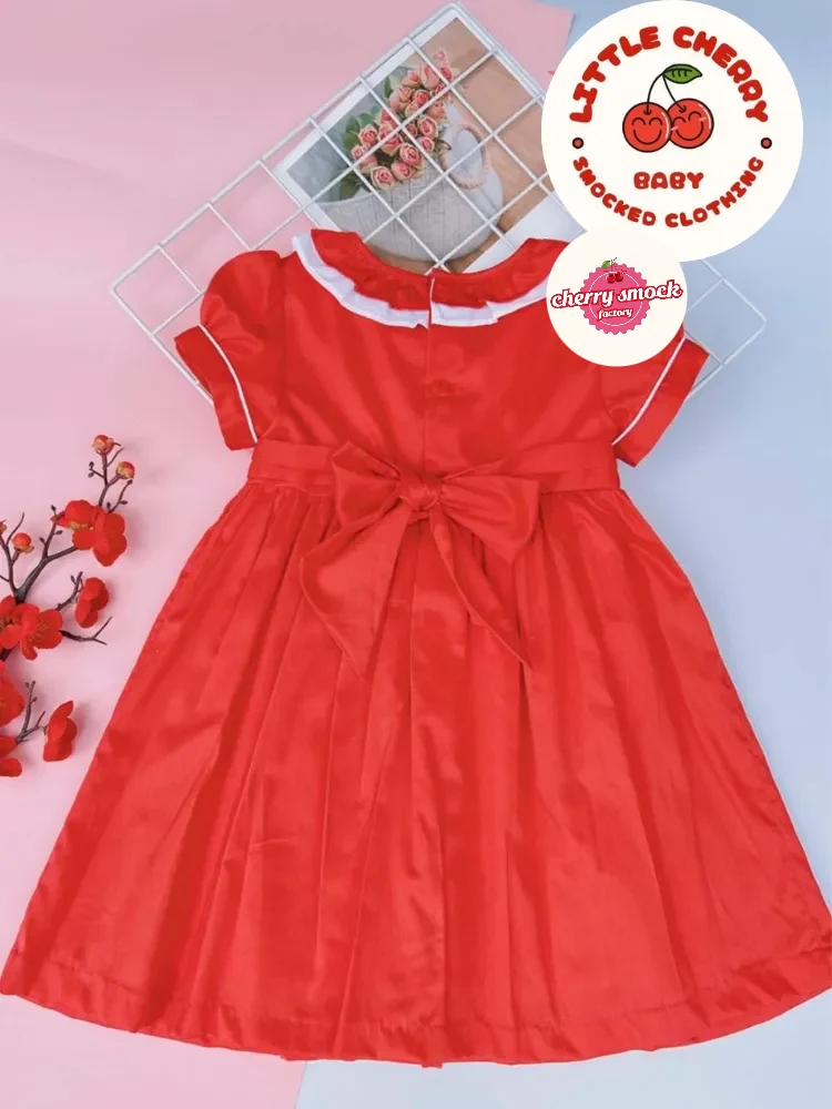 Red geometric smocked dress for girls - Image 3